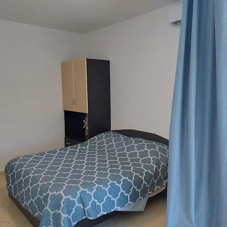 Golden Apartament Durrës