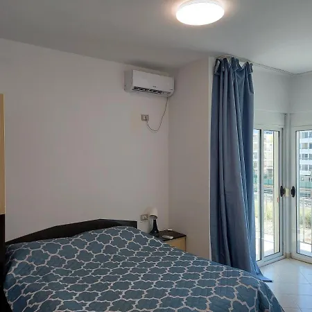 Apartament Golden